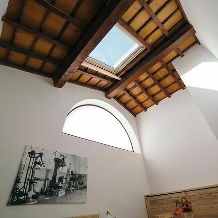 Garage Bonci Alojamento de Acomodação e Pequeno-almoço Pietrasanta